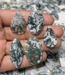Cabujón de Ágata Natural Pulido Blanco y Verde con Patrones Únicos para Anillos de Plata, Colgantes y Envoltura de Alambre - Product Image 4