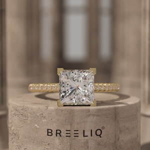 Bague de fiançailles solitaire en or blanc 14 carats avec diamant taille princesse 2 carats et pavé de diamants, bague de mariée classique, bijoux fins élégants - Product Image 1
