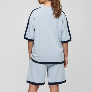 Ensemble deux pièces pour femmes, bleu clair uni, t-shirt à manches courtes, short avec poche, coupe décontractée, vêtements d'automne, polyester/coton - Product Image 4