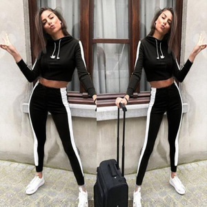Conjunto Deportivo de Mujer con Capucha en Azul y Blanco, Estilo Deportivo Ajustado de Manga Larga con Bolsillos Laterales para Primavera - Product Image 4