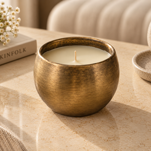 Bougie décorative pour la maison, faite à la main, en cire de soja, dans un bol rond en métal, design moderne et respectueux de l'environnement, 7,5 x 6,5 cm - Product Image 1
