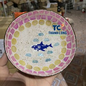 Tazón de Coco Mosaico Ecológico Pulido en Oferta, con Diseño Personalizado de Conchas, Perlas, Peces y Animales Marinos - Product Image 1