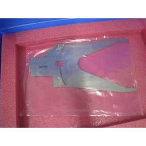 2 Brooks 4002-9746-01 Robot End Effector - Equipo y piezas de semiconductores de confianza de la marca global Legacy - Product Image 1