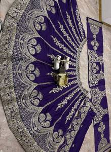 Vestido Lehenga Choli de Seda Tradicional de Diseñador, con Volantes, Premium, con Bordado de Hilos Múltiples, Listo para Usar, para Fiestas y Celebraciones - Product Image 3