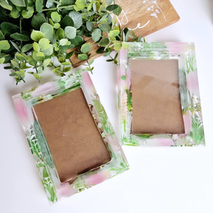 Luxury Resin <b>Photo</b> <b>Frame</b> with Premium Glossy Finish for Contemporary Home Decoration - Product Image 1