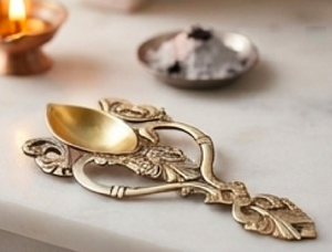 Vintage <b>Gold</b> Plated Metal Tea <b>Spoon</b> With Long Handle And Ornate Design For Decorative Use And Kitchenware Use - Product Image 5