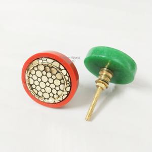 Bouton de tiroir en résine noire moderne fait à la main avec incrustation de nacre poignée de tiroir en acrylique réglable pour commode et placard - Product Image 6