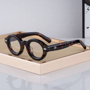 กรอบแว่นตาทรงกลมลายกระดองเต่าแบบพรีเมียมสำหรับทุกเพศ - Product Image 1