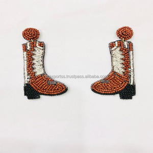 ต่างหูห้อยประดับลูกปัดลายดอกไม้สไตล์โบฮีเมียนอเมริกัน ทรงลูกแพร์ งานแฮนด์เมด ของขวัญจากอินเดีย สำหรับทุกเพศ - Product Image 3