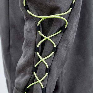 Sweat à capuche technique léger pour homme - Mode urbaine moderne décontractée, coupe-vent et écologique, 100% polyester - Product Image 3