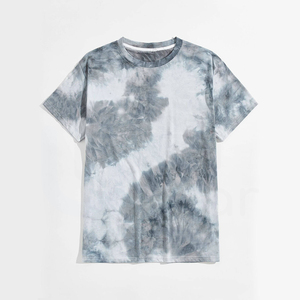 เสื้อยืดคอกลมแขนสั้นผู้ชาย ลายมัดย้อม ทรงลำลอง ผ้าฝ้ายเจอร์ซีย์ถัก 100% ลายพิมพ์สีเทาขาว - Product Image 1