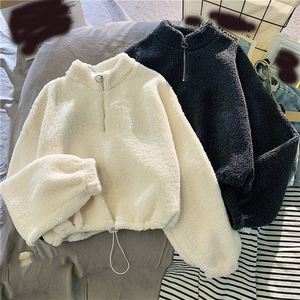 Sudadera corta de sherpa beige con cremallera de un cuarto, cuello alto, bordado personalizado, bolsillos y cremallera parcial, suministro OEM de sudaderas con capucha - Product Image 3