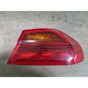 Feu arrière droit d'origine pour BMW Série 3 E90 320i, modèle 2011, référence OEM 6937458 - Product Image 1