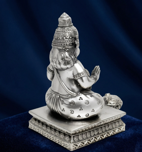 Jaipur Metals - Ídolo Kuber Chapado en Plata Oxidada 999 |   Diseño moderno 100% latón ecológico |   5.5x3.5x9cm |   150g |   Inauguración de casa - Product Image 4