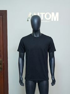 T-shirt unisexe surdimensionné pour homme, imprimé DTG personnalisé, effet vieilli, noir, style streetwear, design vintage - Product Image 3