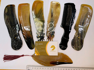 Peigne en corne Authentique Corne de buffle Artisanat traditionnel vietnamien Toilettage doux des cheveux Exportation artisanale - Product Image 6