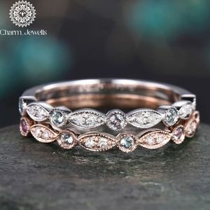 Bague de fiançailles classique en moissanite plaqué or rose argenté pour femme Charm_Jewells, sertie à griffes, certifiée IGI - Product Image 3