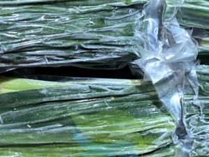 Feuilles de Pandan Congelées pour la Pâtisserie et la Cuisine, Arôme Alimentaire Naturel, Ingrédient Essentiel pour les Desserts et Boissons Asiatiques du Vietnam - Product Image 5