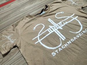 เสื้อยืดคุณภาพสูง ผ้าฝ้าย 100% ทรงปกติ ซักย้อมแบบแอซิดวอช เทคนิคพัฟฟ์ สไตล์สตรีทแวร์ ระบายอากาศได้ดี เนื้อผ้าหนา 220gsm แบบถัก - Product Image 4