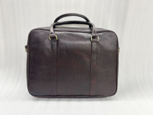 Maletín Ejecutivo de Cuero Genuino de Primera Calidad, Correa de Hombro Ajustable, Diseño Ligero, Personalizable para Oficina - Product Image 5