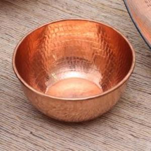 Bol de service en cuivre profond avec un design à large ouverture, parfait pour servir du riz, des pâtes, des salades et pour les dîners en famille - Product Image 5