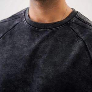 Camiseta de 230 g de Peso Pesado, Personalizada con Bordado en Relieve, Impresión DTG, Lisa, Talla Grande, 100% Algodón - Product Image 2