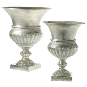 Bol à compote antique en argent, calice sur piédestal, centre de table, style gothique, vase à fleurs en métal vieilli, décoration sur le thème du mariage et du Moyen Âge - Product Image 6