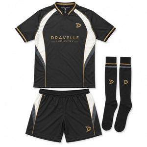 Tenues de football personnalisées pour équipes, livraison rapide, en gros : Maillots et shorts sublimés, fabrication OEM |   Options de marque privée disponibles - Product Image 1