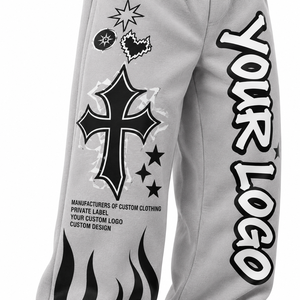 Pantalones Deportivos Personalizados para Hombre, Color Gris, Estilo Urbano, Felpa, Hip Hop, Ecológicos, Transpirables, Anti-Pilling, con Estampado Digital de Llamas Cruzadas - Product Image 4