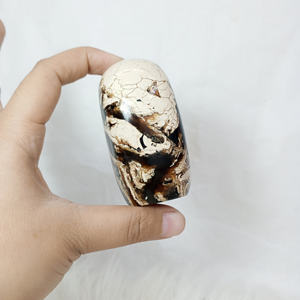 Venta al por mayor de alta calidad Natural Indonesia Sumatra ámbar forma libre de pie piedras preciosas artesanía curación cristal tamaño 5-7 cm - Product Image 6