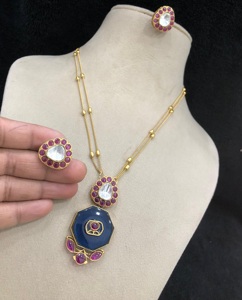 Magnifique ensemble collier et boucles d'oreilles en laiton plaqué or de qualité supérieure, style antique polonais, avec jade, pour femmes et jeunes filles, collection mariage - Product Image 4