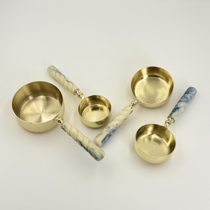 Nuevas Tazas Medidoras de Acero Inoxidable con Acabado Dorado y Mango de Resina Colorida, Utensilios de Repostería y Artículos de Cocina a Bajo Precio - Product Image 4