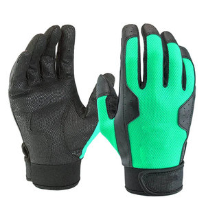 Guantes de Bateo de Béisbol Personalizados al por Mayor de Sinewy Sports |   Guantes de Entrenamiento de Cuero de Secado Rápido Serie Arctic White con Cierre de Gancho y Bucle - Product Image 6