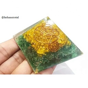 Pyramide Orgone symbole des chakras en cœur de guérison, combinaison Aventurine et Citrine verte, orgine, pour la prospérité et la richesse, santé - Product Image 2