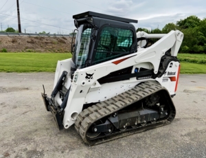 รถตักล้อยาง Low Hour T870 จัดส่งทั่วโลก - Product Image 3
