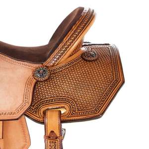 Asiento de Montar a Caballo de Cuero Genuino de Primera Calidad con Diseño Grabado, Artesanal, con Estructura de Madera - Product Image 3