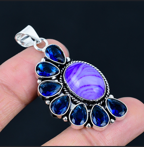 Colgante Floral con Ágata Morada y Piedras Azules Talladas en Forma de Pera en Montura Plateada Estilo Antiguo Joyería Unisex Estilo Bohemia - Product Image 2