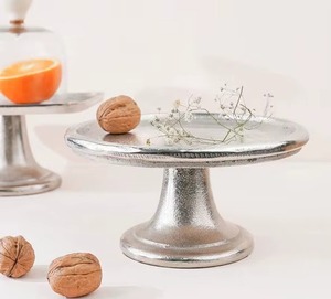 Support à gâteau rond en métal doré personnalisable, le plus vendu, résistant à la chaleur, compatible lave-vaisselle, écologique, réutilisable, lavable à la main - Product Image 5