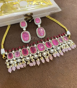 Magnifique ensemble collier et boucles d'oreilles en alliage plaqué or avec zircon et perles pour femme, bijoux de mariage et de fête - Product Image 3