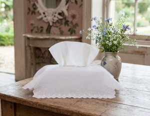 Quang Thanh Vintage personnalisé en gros broderie à la main Durable géométrique pétoncle bordure Rectangle tissu boîte couverture 100% coton - Product Image 2