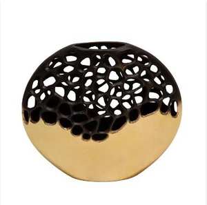 Jarrón de Flores de Aluminio Hecho a Mano con Forma Única, Acabado Dorado y Negro, Diseño Moderno, Colores Personalizables, Decoración para el Hogar, Bodas, Pascua - Product Image 1