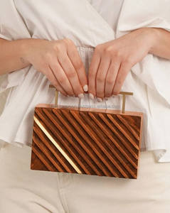 Monedero de mano de madera ecológico Vintage informal clásico sostenible para uso nocturno de bodas y fiestas - Product Image 1