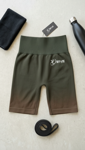 กางเกงขาสั้นออกกำลังกายเอวสูงสำหรับผู้หญิง ยกกระชับสะโพก ระบายอากาศได้ดี ไร้ตะเข็บ ทรงบิกเกอร์ สไตล์สตรีทแวร์ - Product Image 6