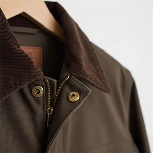 Chaqueta de Primavera Formal de Lona de Algodón Cálida con Revestimiento, Estilo Urbano, Logotipo Personalizado en la Parte Delantera, Impermeable, Transpirable y Resistente al Viento - Product Image 2
