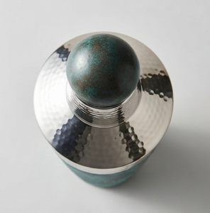 Coctelera de Martini de Metal con Acabado Patinado, Herramienta para Bar, Coctelera de Cócteles de la India en Oferta, Mezclador de Bebidas a Precio Accesible - Product Image 2