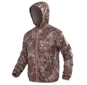 Blouson bomber unisexe vert olive à capuche, coupe-vent, fermeture éclair, décontracté, pour l'automne, en polyester, avec logo sur le devant - Product Image 5