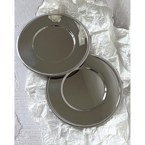 Offre Exceptionnelle : Assiettes de Présentation en Métal, Acier Inoxydable Poli Brillant – Vaisselle et Accessoires de Table Élégants - Product Image 1