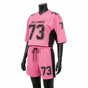 ชุดเสื้อฟุตบอลหญิง กางเกงขาสั้น ผ้าโพลีเอสเตอร์ GSM ทอแบบอินเตอร์ล็อค ระบายอากาศได้ดี สีชมพู-ดำ  พร้อมปักโลโก้ตามสั่ง ชุดผู้หญิง ผ้าฝ้าย 100% - Product Image 4