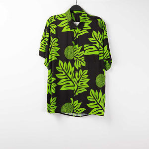 Chemise décontractée à manches courtes pour homme, imprimé floral noir, boutonnée, en coton/polyester respirant et écologique, idéale pour l'été - Product Image 6