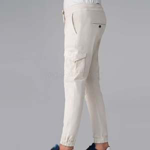 Jogging cargo pour homme en tissu extensible et durable de qualité supérieure, coupe ajustée, pour une utilisation décontractée en extérieur - Product Image 3